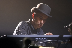 Kiiöto in concerto a Largo venue
